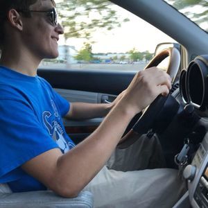 Meet your Posher, Max